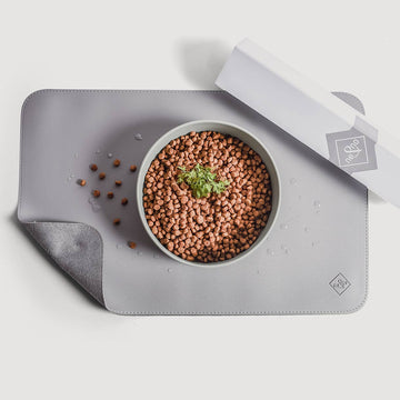 Ne&no® Tappetino da alimentazione in ecopelle ne&no® per cani e gatti - 0
